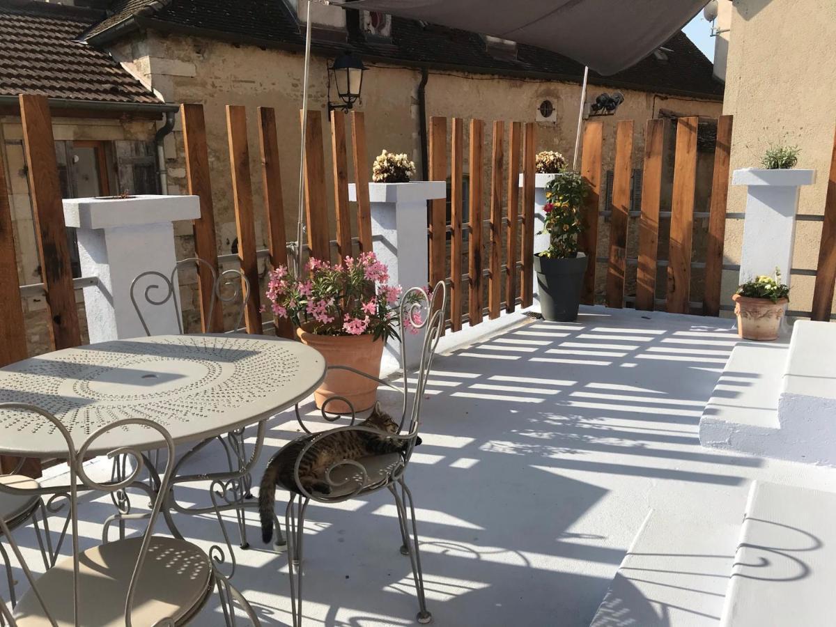 Logis Saint Vivant Volnay  ภายนอก รูปภาพ